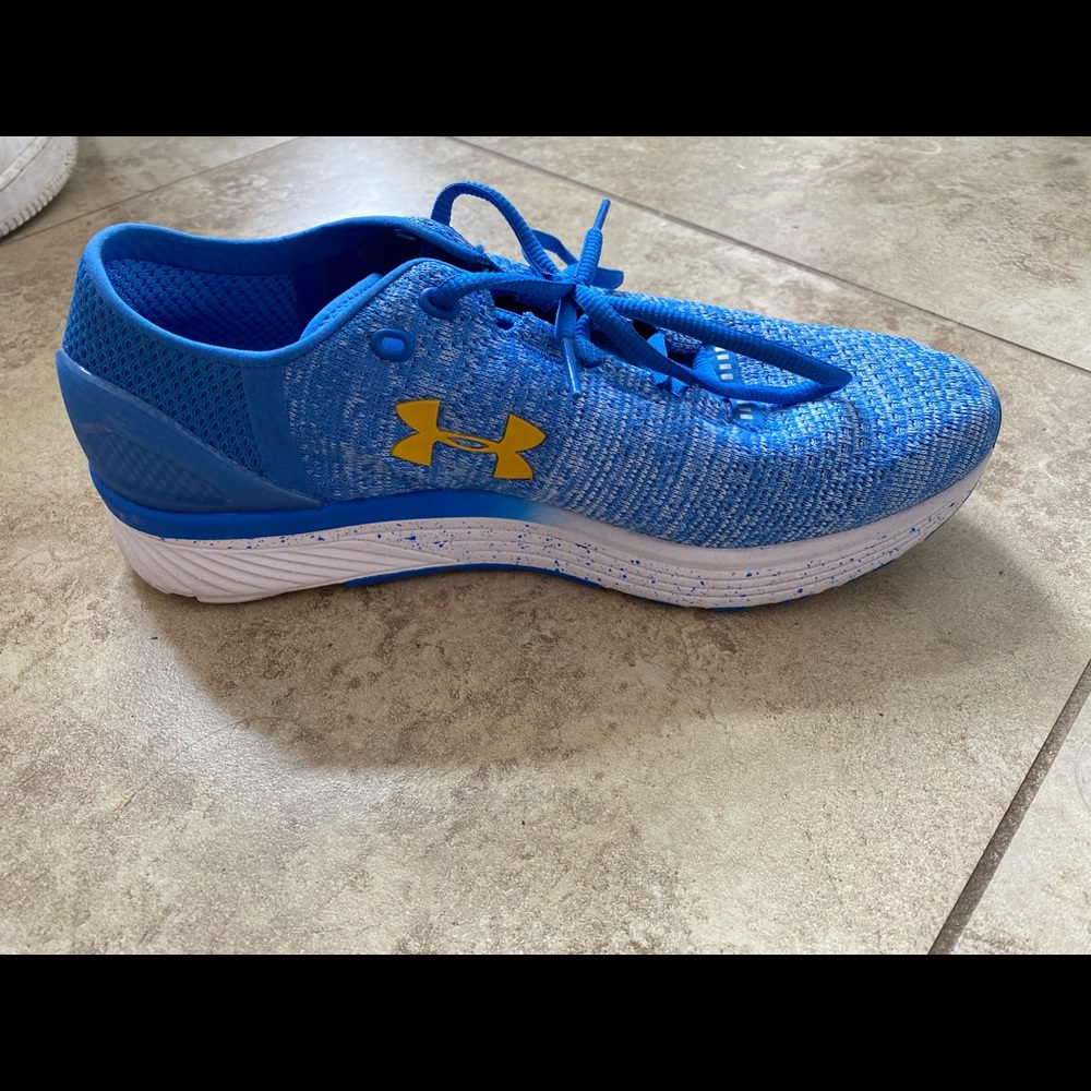 Running shoes